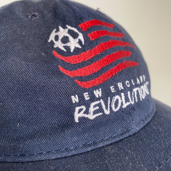 New England Revolution Retro MLS Reebok Snapback - Picture 2 of 5